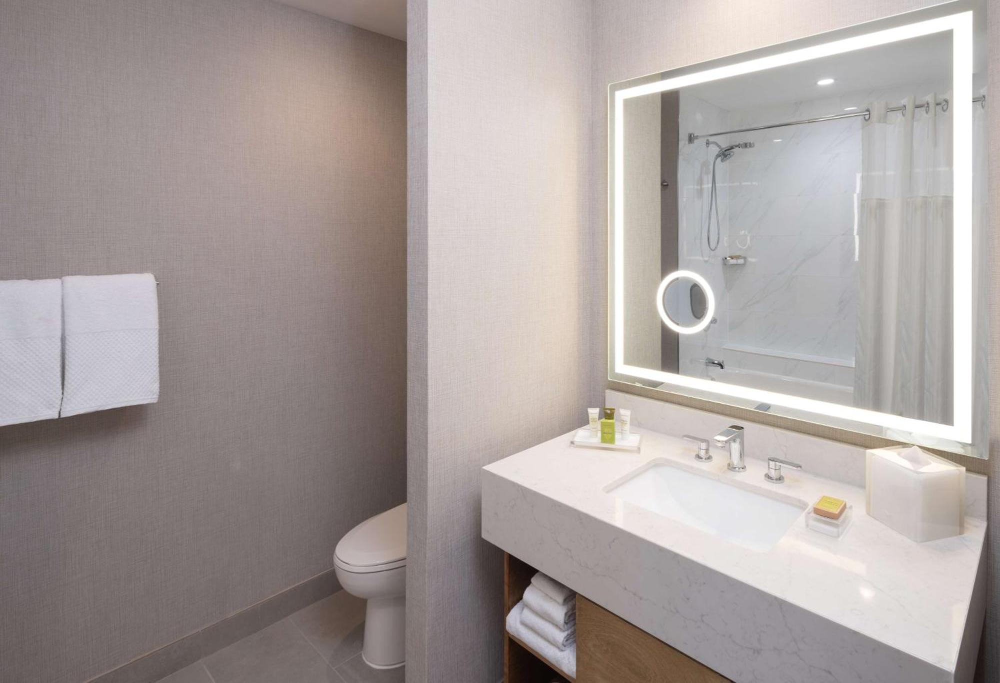 Hilton Houston North Ξενοδοχείο Εξωτερικό φωτογραφία